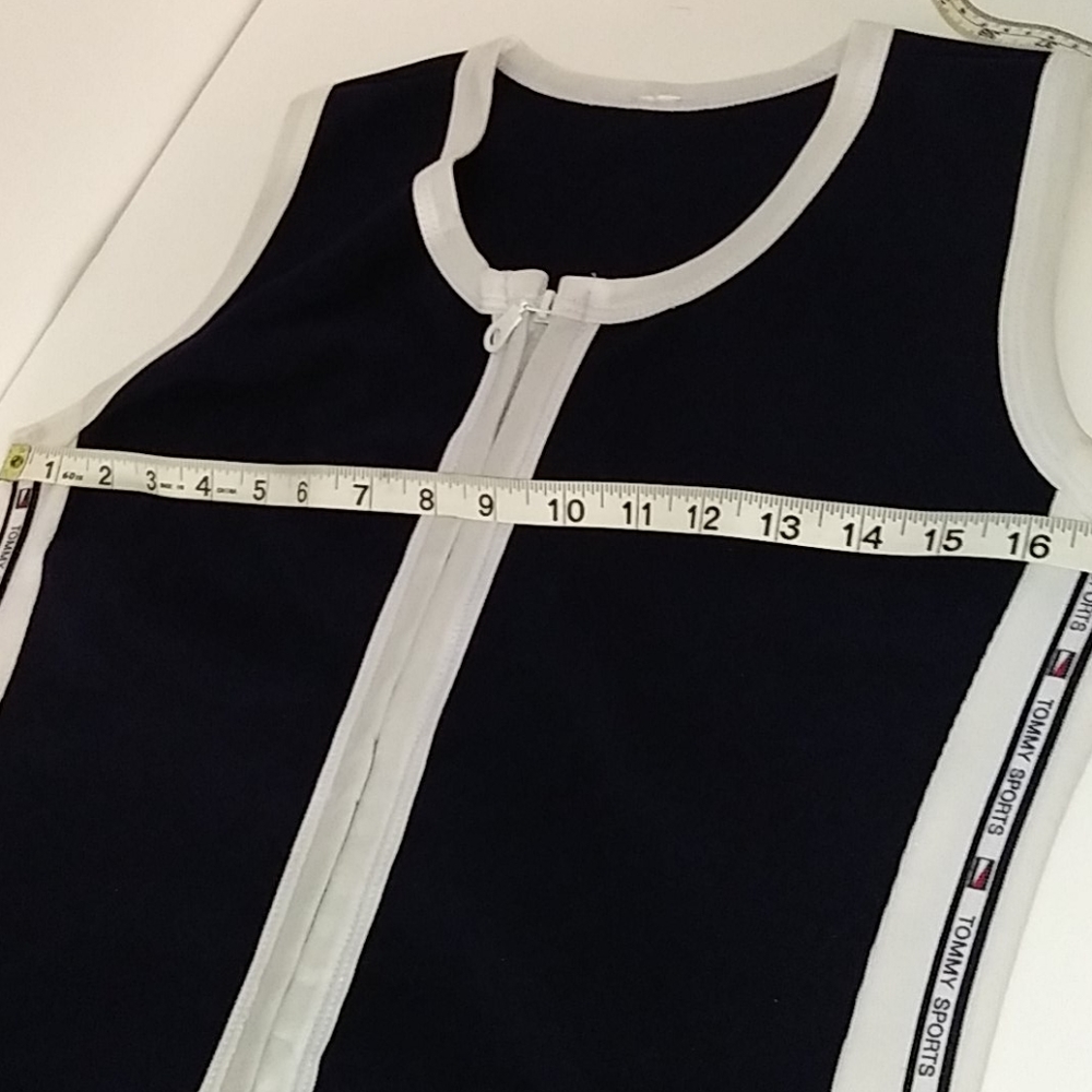 Top - Picture 4 of 5